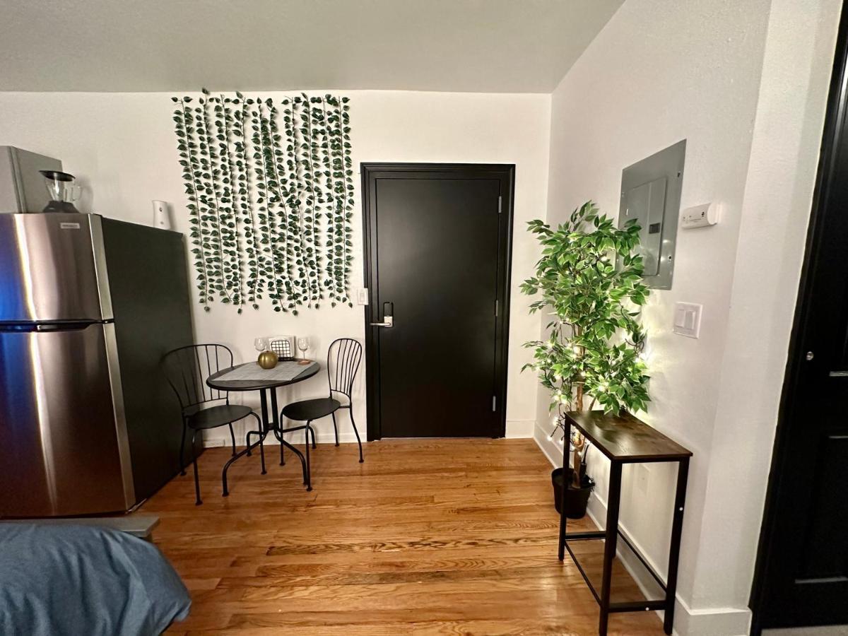 Mckinley Beach Sunrise Studio - Pet Friendly Milwaukee Exterior photo